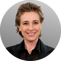 Geschäftsführerin Sandra Pfeiffer-Szech